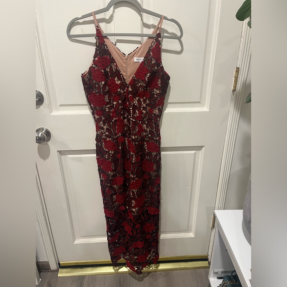 Dress the Population Aurora Red Floral Embroidered Crochet Dress S